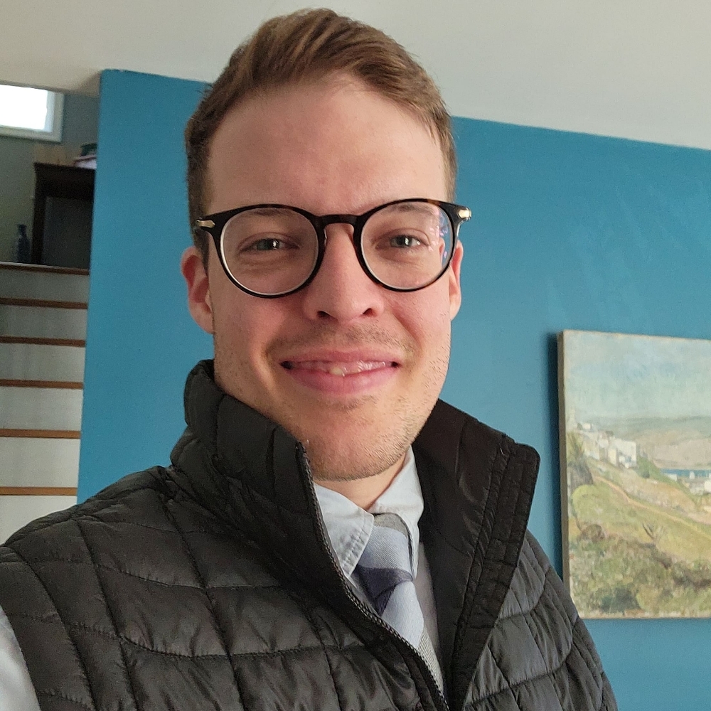 Meet your Posher, Evan